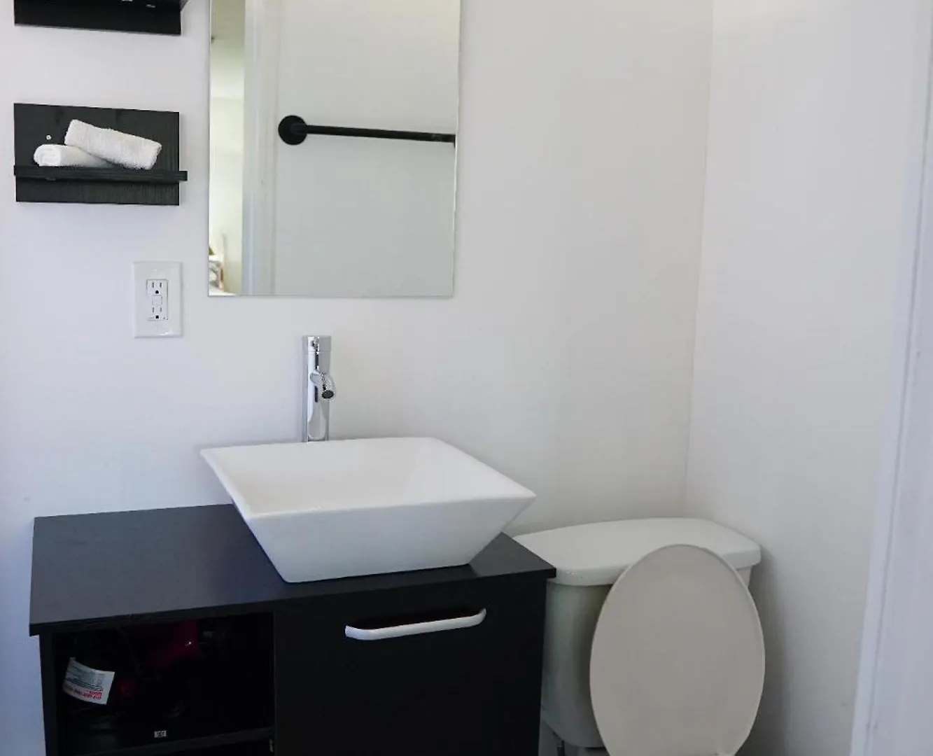 Mi Casa Es Tu Casa, Airport Suites Tampa